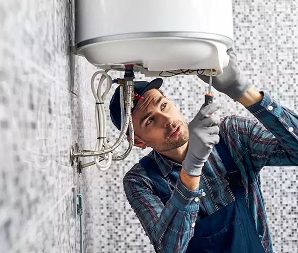 Expert Plumber for Hot Water Tank Maintenance in San Joaquin, CA: Schedule Reliable Maintenance Services with Us